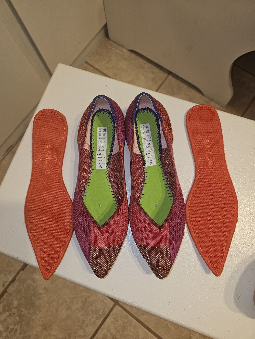 ROTHY'S 'The Point' Gorgeous Pomegranate/Metallic Fuschia Red Tangerine Size 8 - Picture 4 of 5